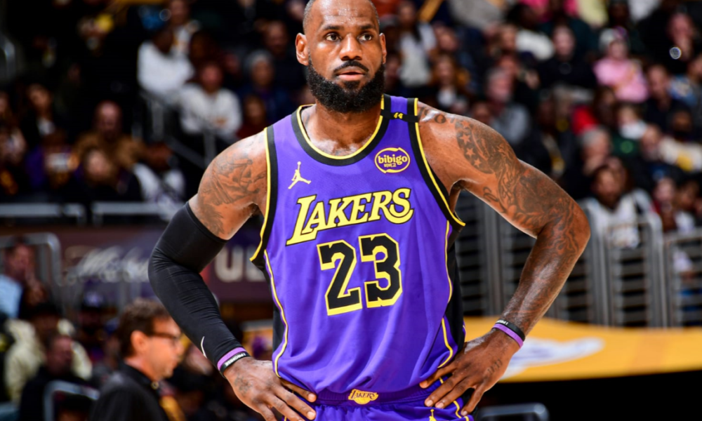 Lakers amid fire