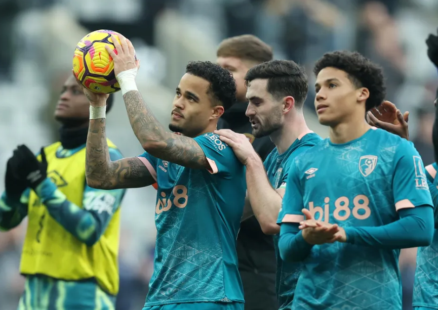Justin Kluivert Scored a Hat-Trick to Inspire Bournemouth to a 4-1 victory over Newcastle United 2 image 29
