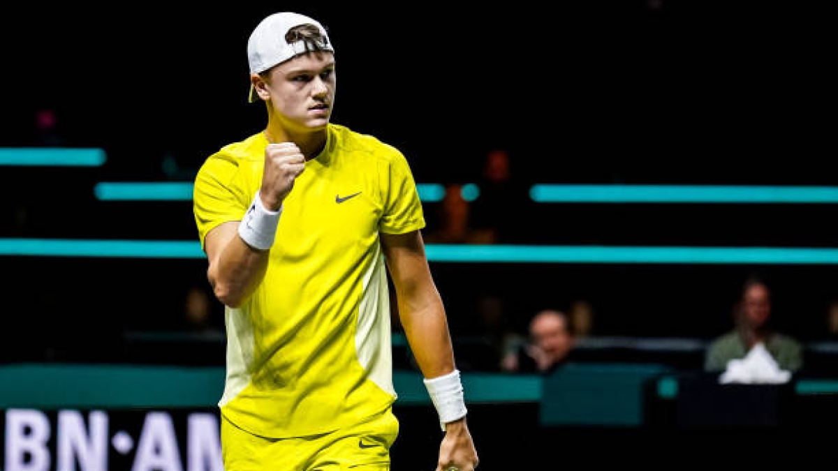 Rune Battles Past Sonego to Stay on Course for Alcaraz Showdown in Rotterdam Open 1 Rune