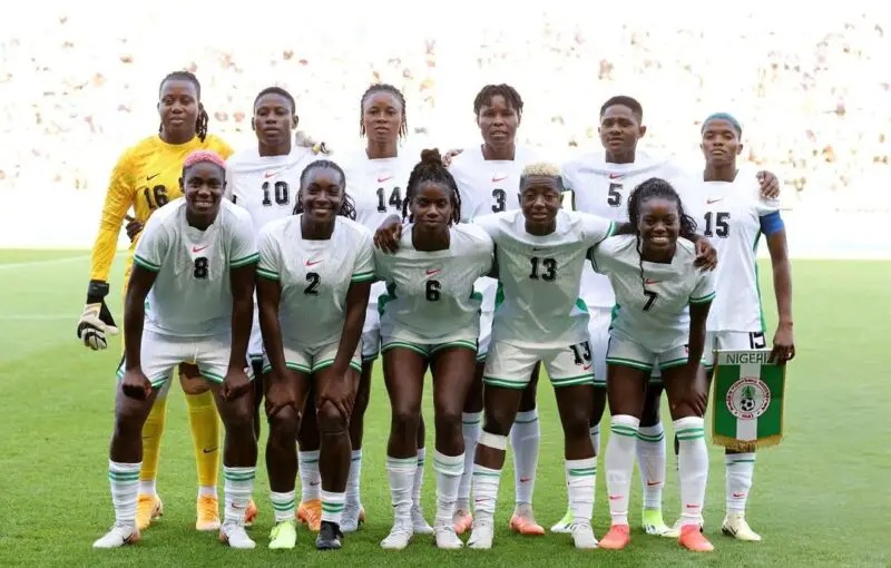 SUPER FALCONS