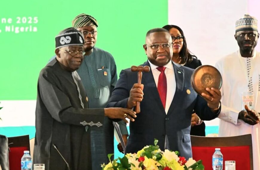 Statehouse Press Release: Presidents Tinubu Hands Over ECOWAS’ Leadership To Sierra Leon’s President Maada Bio, Calls For Vigilance, Unity, And Inclusive Growth