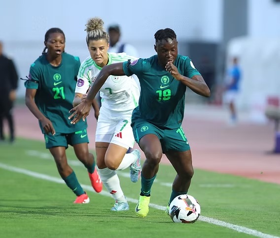SUPER FALCONS