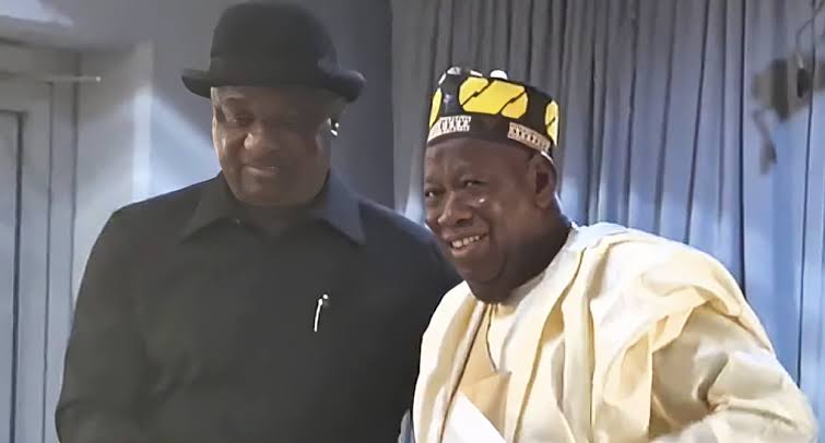 Ganduje Sworn-In As FAAN Board Chair