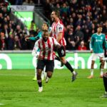 The Bees Buzz Past Slot’s Struggling Reds