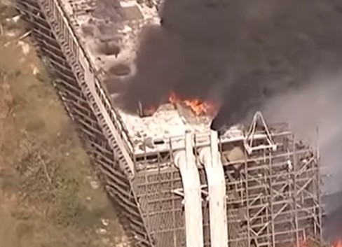 Texas Firefighters Battle Flames at Decommissioned Power Plant